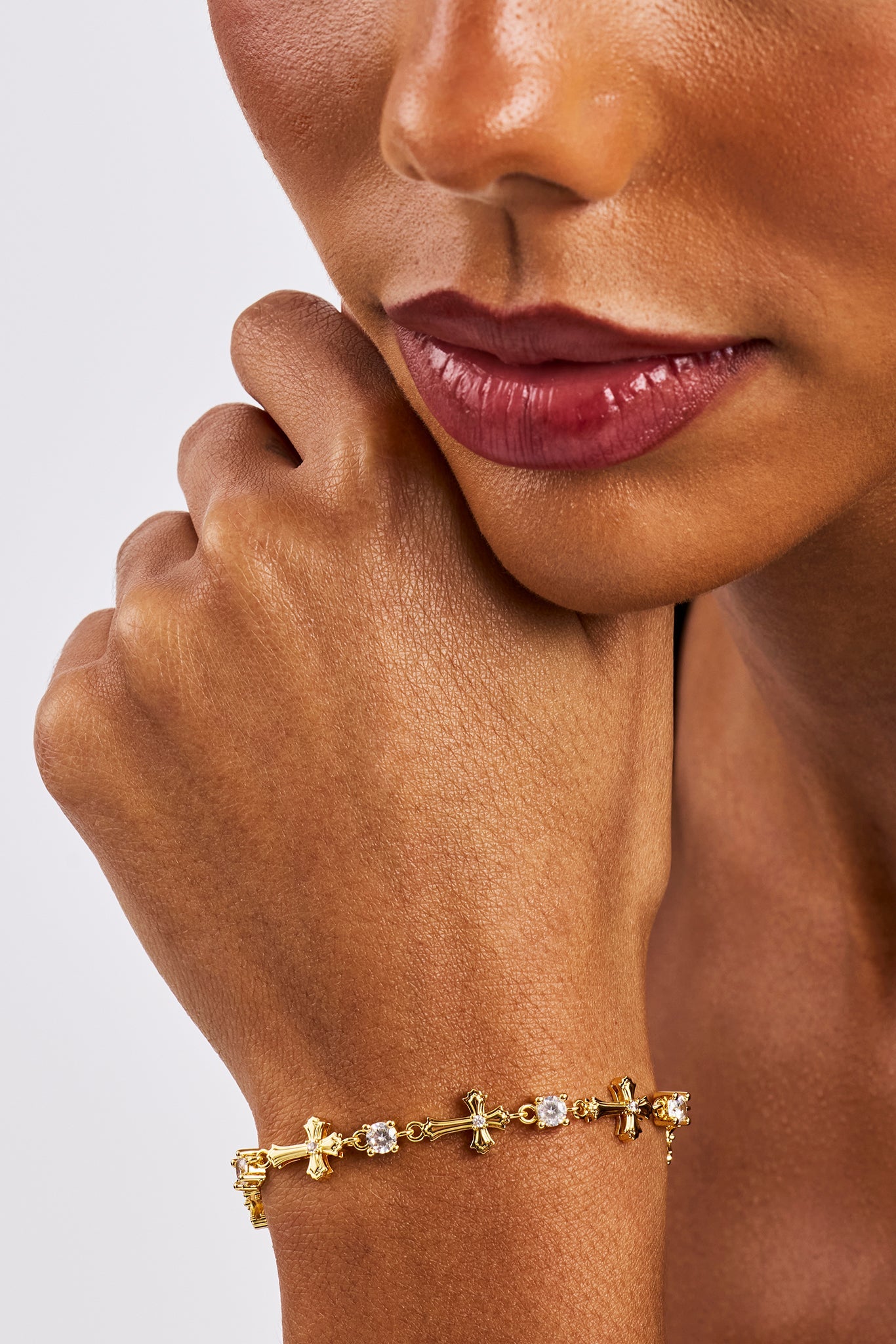 Polished Cross & Circular CZ Bracelet - 4mm - Gold